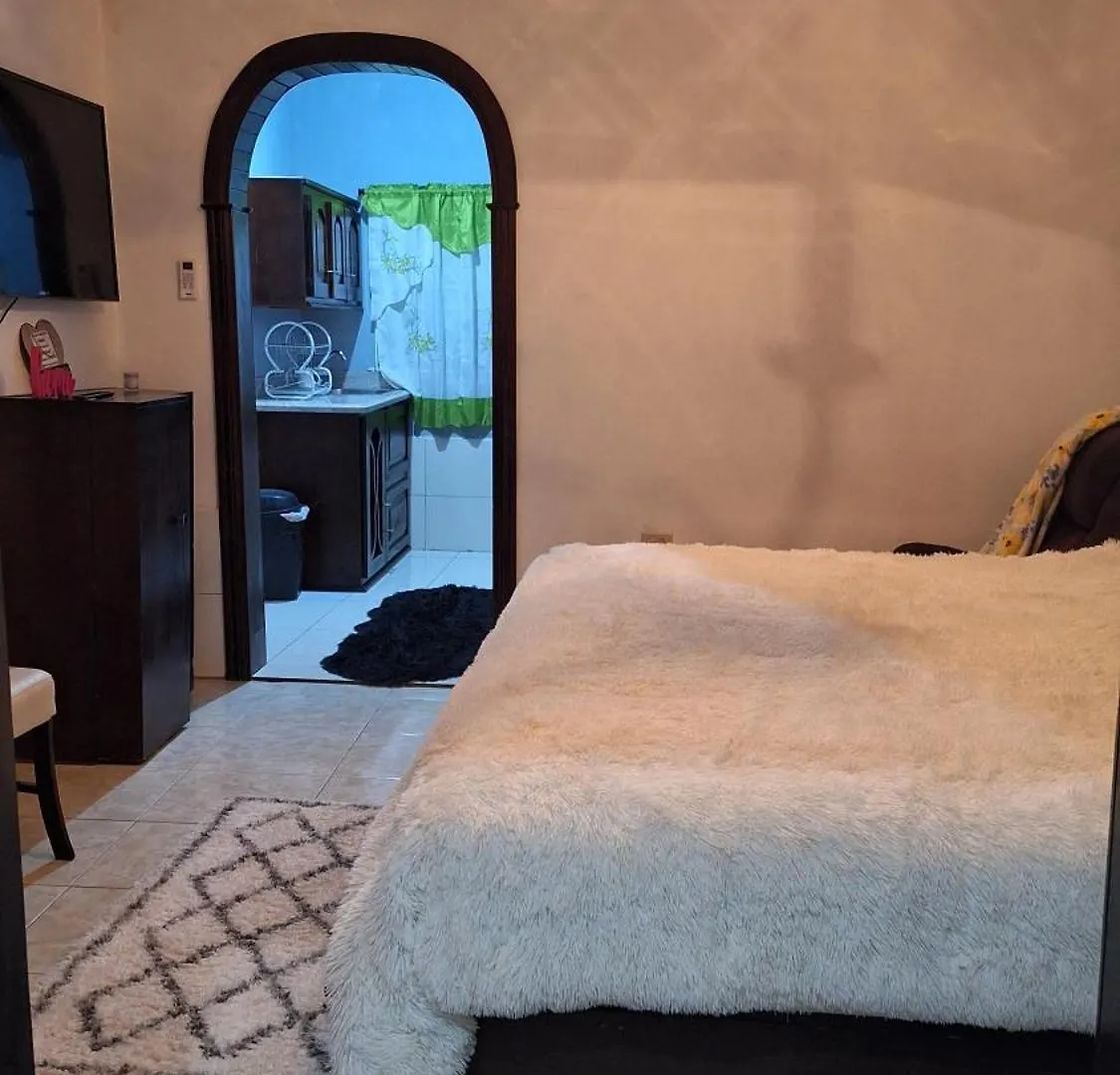 Apartment Mandeville Hideaway Jamaica